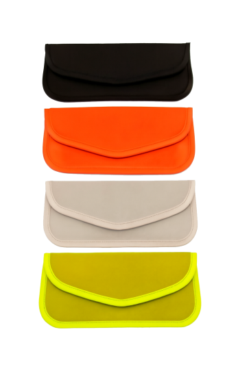 ЕКРАНУЮЧІ ЧОХЛИ