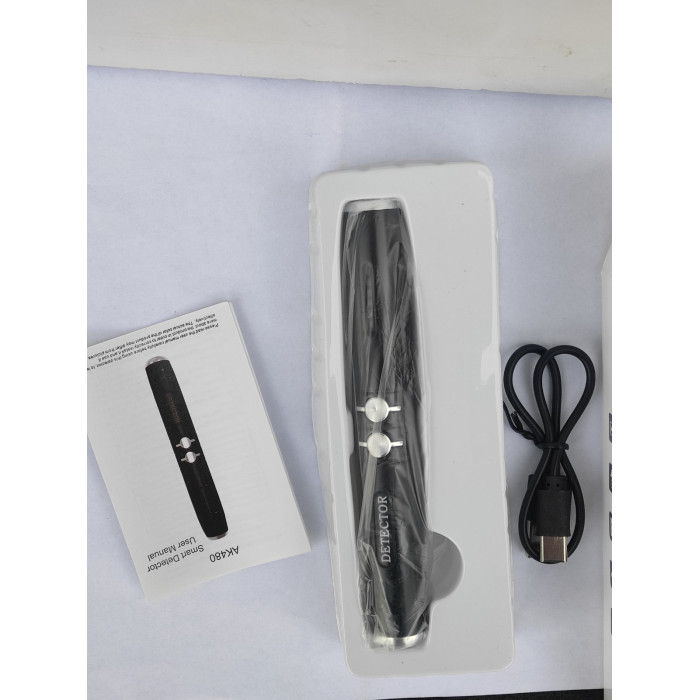 Компактный детектор жучков и камер Inteligent T8