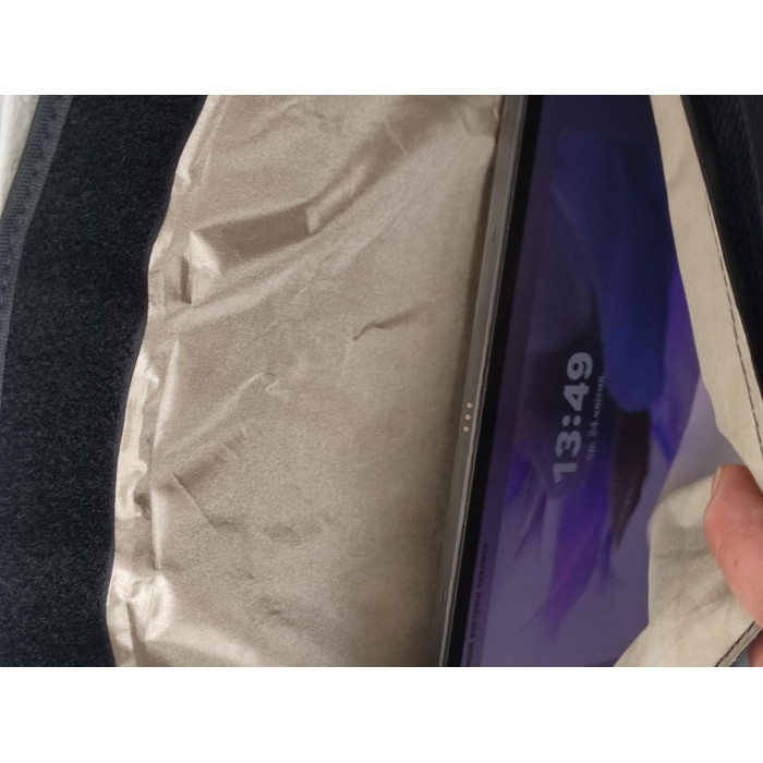 Чохол глушилка для планшетного ПК. Блокує абсолютно всі сигнали GSM GPS WI-FI Bluetooth 440мм х 280мм
