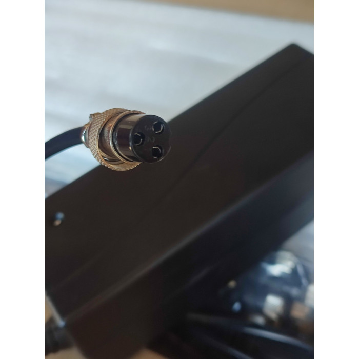 Стаціонарна глушилка мобільного зв'язку ПІРАНЬЯ Х12 WIFI 2.4, 5.2, 5.8 (GSM, 3G, 4G, CDMA +4G LTE, WI-FI, DCS, VHF, UHF, WI-FI 5.0, LoJack, GPS)