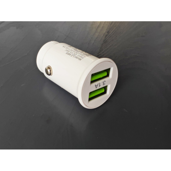 Авто-зарядка 2 USB адаптер, в машину, прикурювач. ( біла )