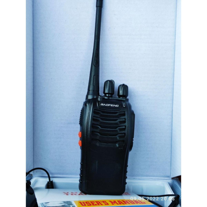 Портативна рація Baofeng BF-888S з гарнітурою