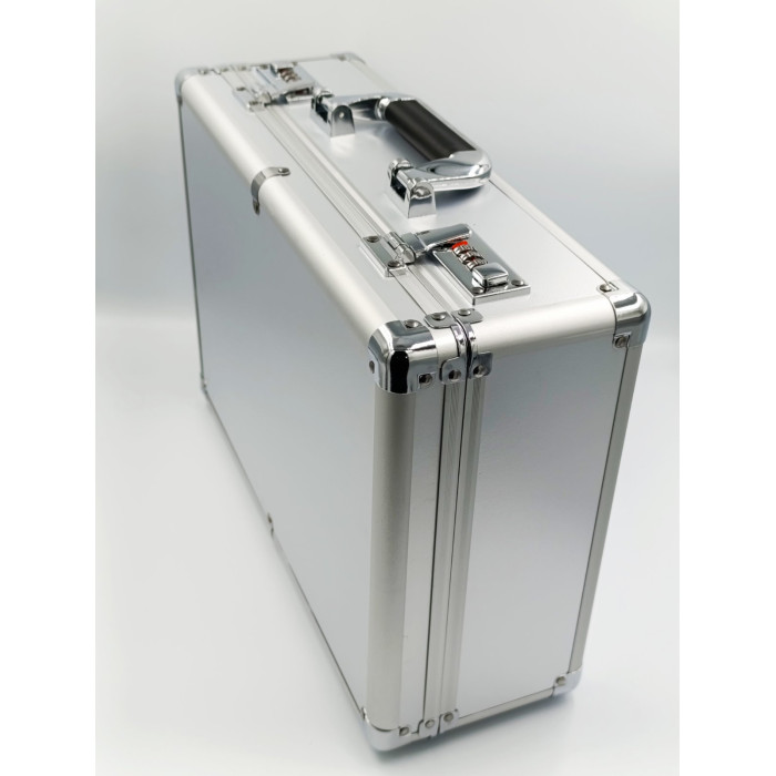 Металопластиковий кейс з кодовими замками та поролоновим наповнювачем / 40*28*14 см