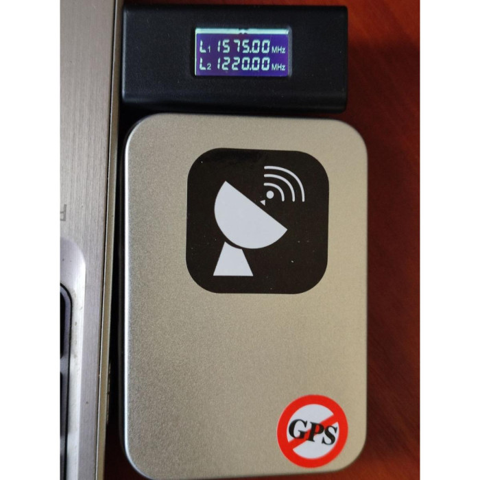 АВТОМОБІЛЬНА ГЛУШИЛКА ФЛЕШКА L1,L2 GPS/ГЛОНАСС 12-24V ДЛЯ ВАНТАЖНИХ І ЛЕГКОВИХ АВТОМОБІЛІВ