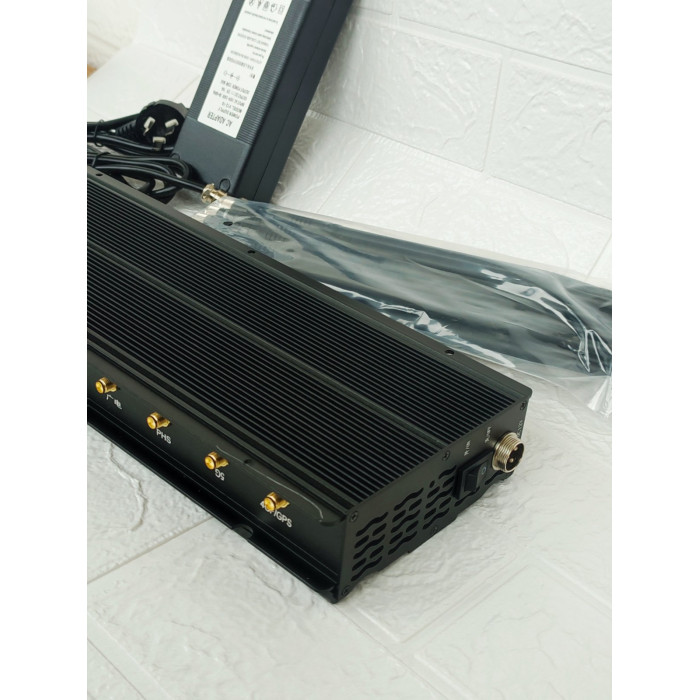 Стаціонарна глушилка (CDMA/GSM/DCS/PHS/3G/4G/5G/5,8G/2,4G/WIFI/VHF/UHF/GPS/Beidou) 10 антен 20 Вт