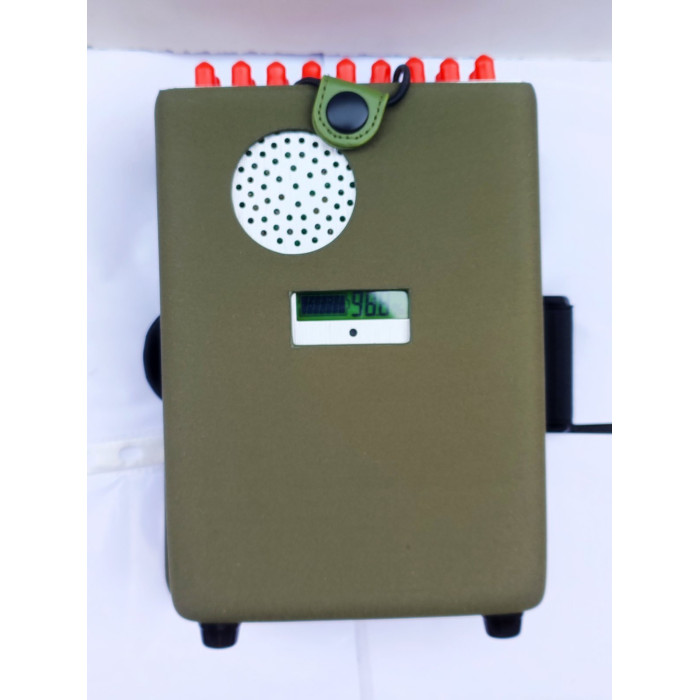 Потужна переносна глушилка сигналів мобільного зв'язку для офісу, в автомобіль «PREDATOR-28» (2G/3G/4G/5G/GSM/DCS/GPS L1-L5/RC 315, 433-434, 868/WI-Fi 2.4G 5.2G 5.8G/PCS/UFH/CDMA/VHF/LOJACK) 28 Вт