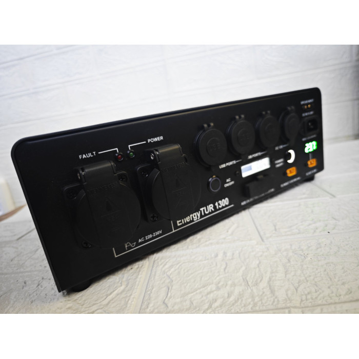 Зарядна станція EnergyTUR1300