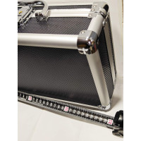 Металопластиковий кейс для обладнання з ключем та поролоновим наповнювачем розміром 30×20×10 см