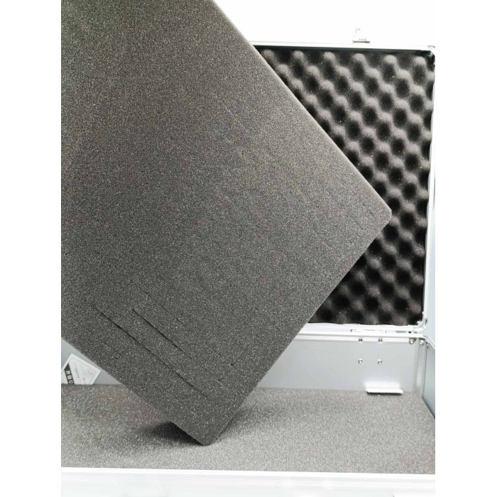 Металопластиковий кейс 450×330×140мм | два кодові замки | поролоновий наповнювач