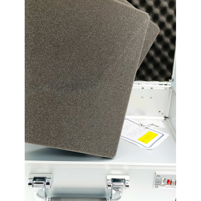 Металопластиковий кейс 450×330×140мм | два кодові замки | поролоновий наповнювач